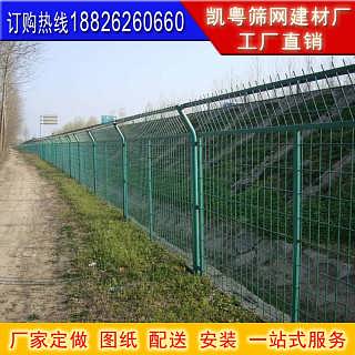 定安双边丝护栏网 与琼海三折弯桃型柱、屯昌小区防护网共筑安全屏障——金属护栏加工全解析