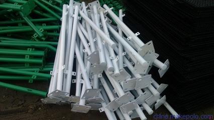 双边丝网栏、框架网栏与三角折弯网栏 价格、厂家及选择指南